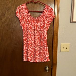 Women top orange and white,size large short sleeve